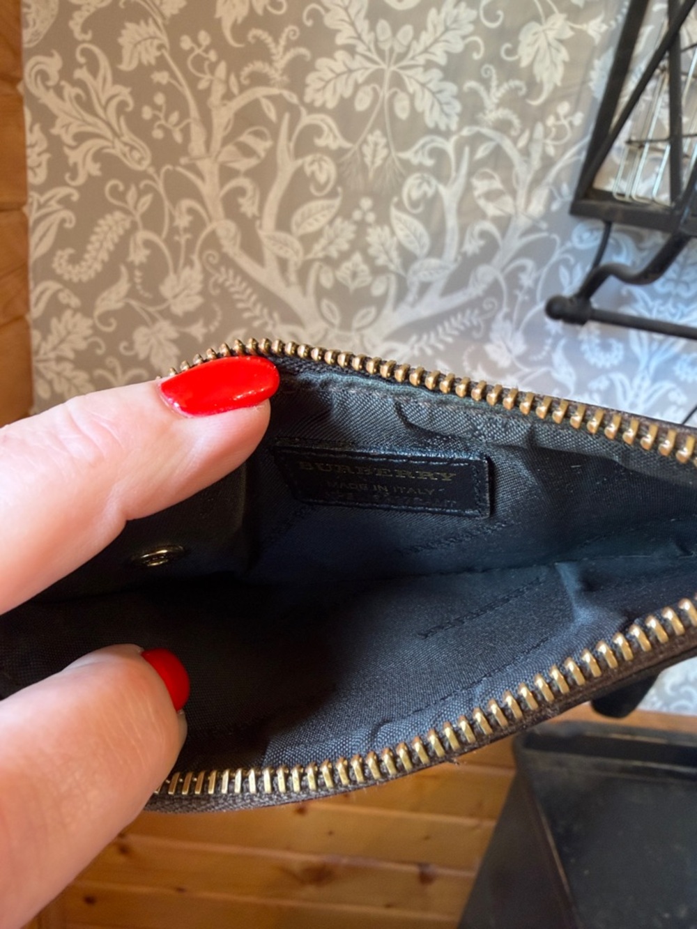 Burberry Wallet Coin & Card Holder Novacheck w/ Leather Trim More pics to come! - Picture 4 of 10